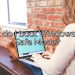 How do I boot Windows 11 in Safe Mode?