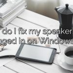 How do I fix my speakers not plugged in on Windows 10?